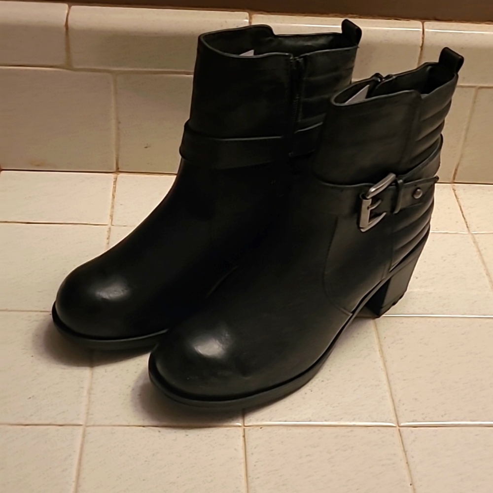 Mia ankle boots